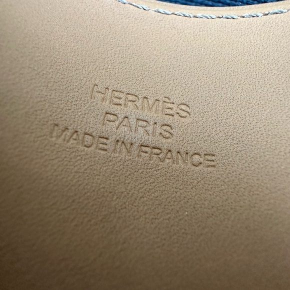 🆒 Authentic Hermès Collier De Chien Cuff Bracelet gold plated hardware leather - Picture 16 of 16